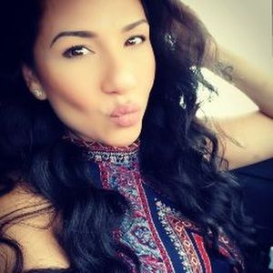 Meet your Posher, Jasmina